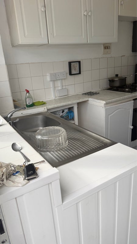Room Cordwallis Road in Maidenhead