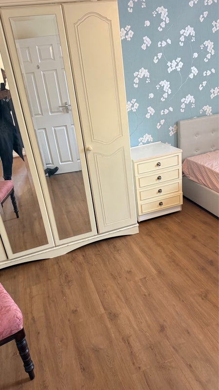 Room Cordwallis Road in Maidenhead