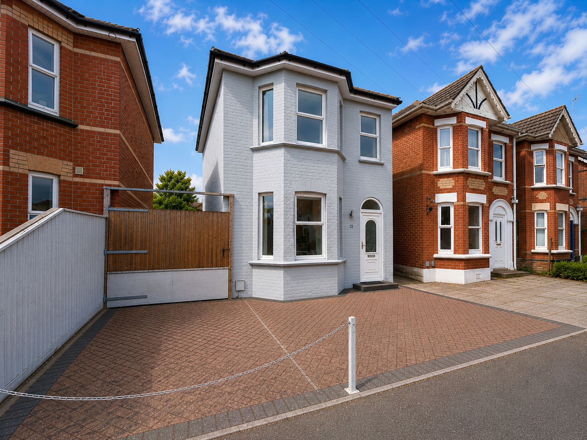 House Leslie Road in Bournemouth