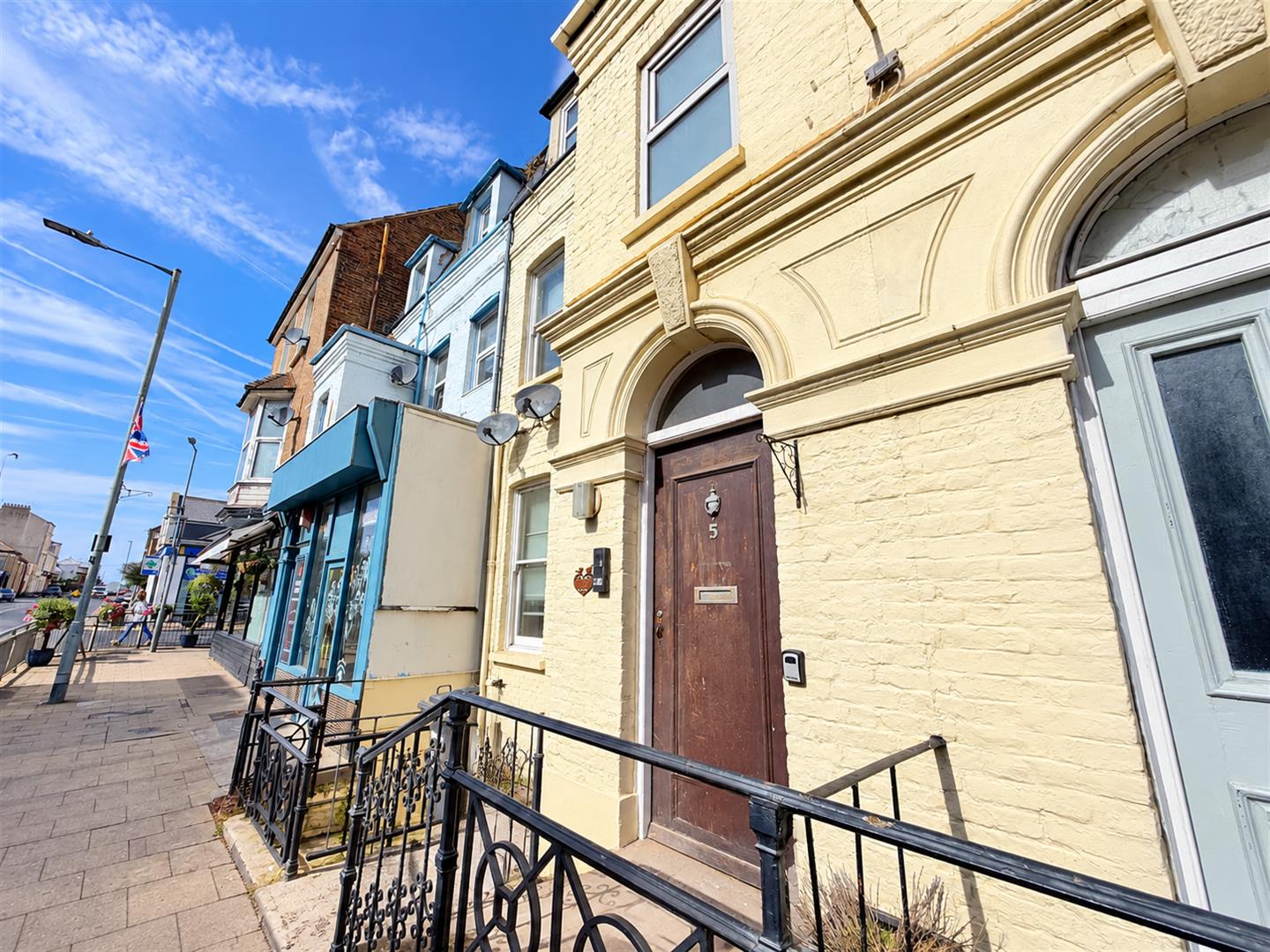 Flat B2205 in Canterbury
