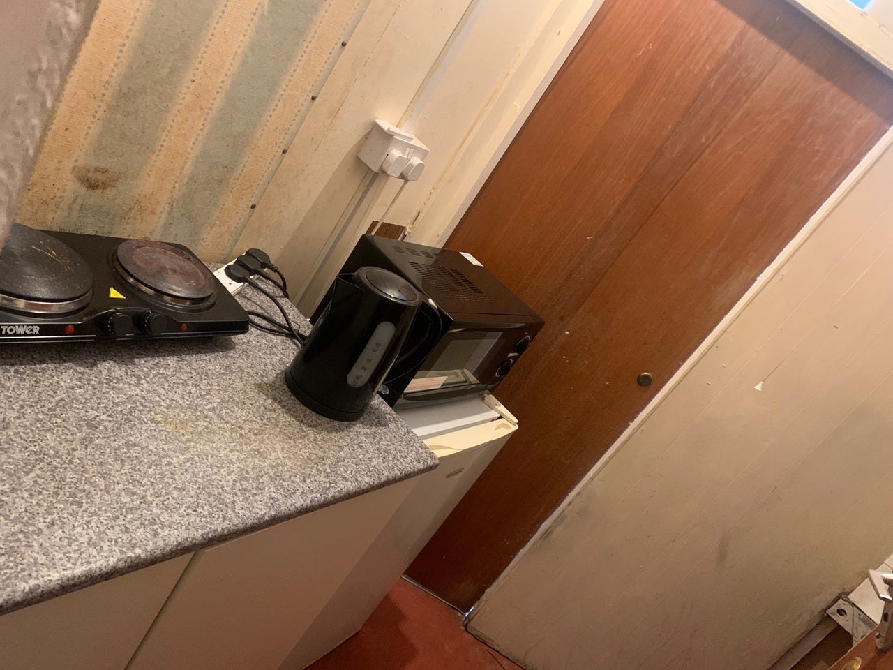 Room Cowbridge Road East in Cardiff