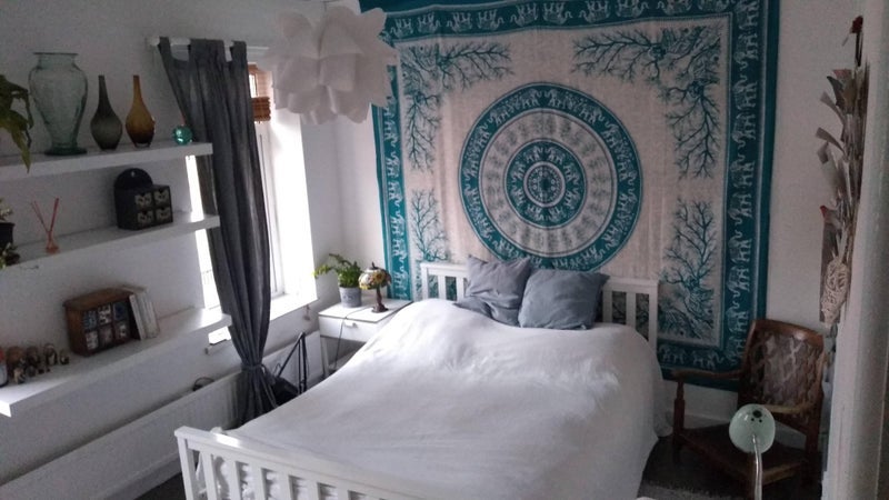 Room Lewis Street in Cardiff
