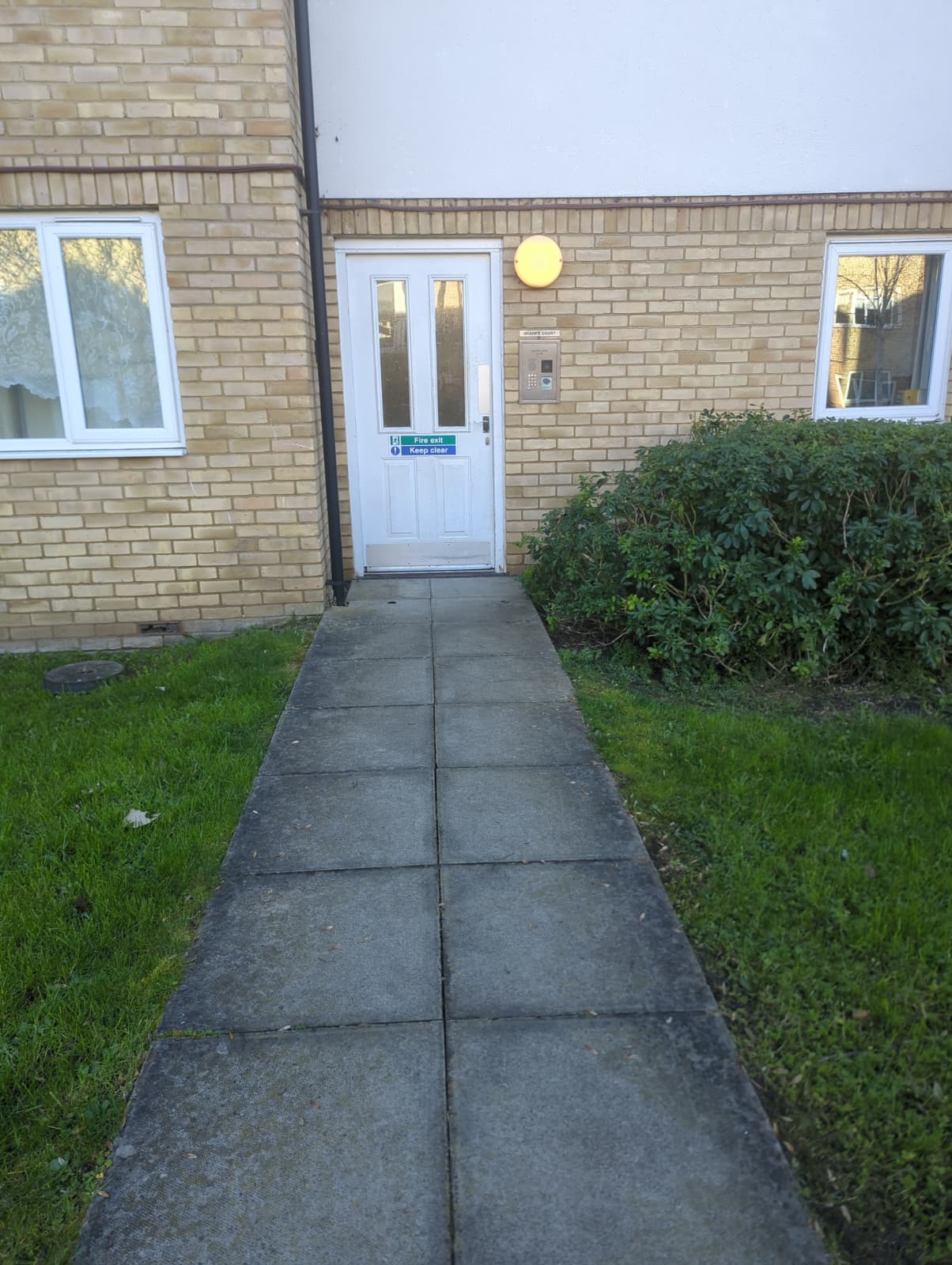 Flat Sharps Way in North Hertfordshire