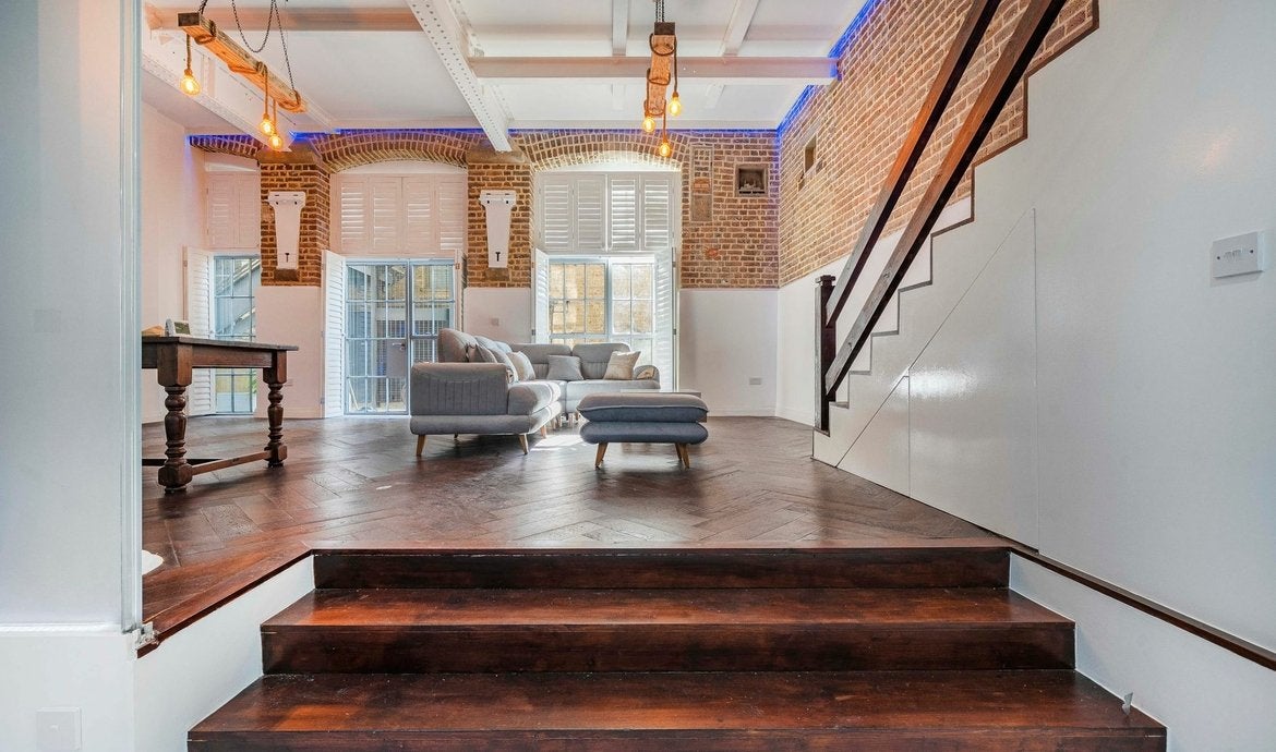 Flat New Tannery Way in Greater London