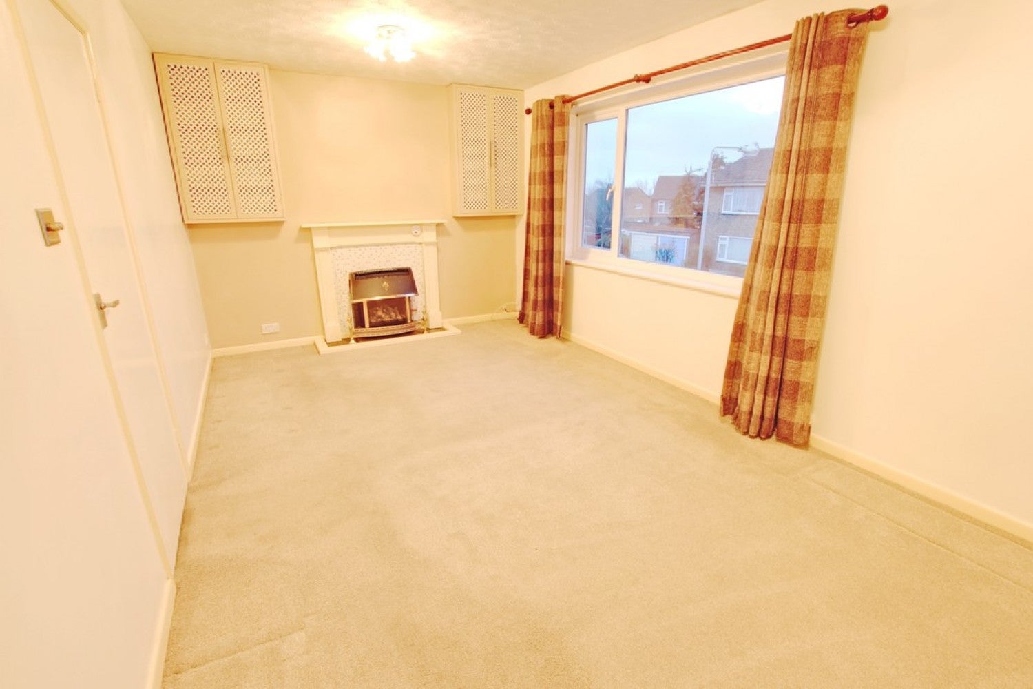 Flat Haskells Road in Poole