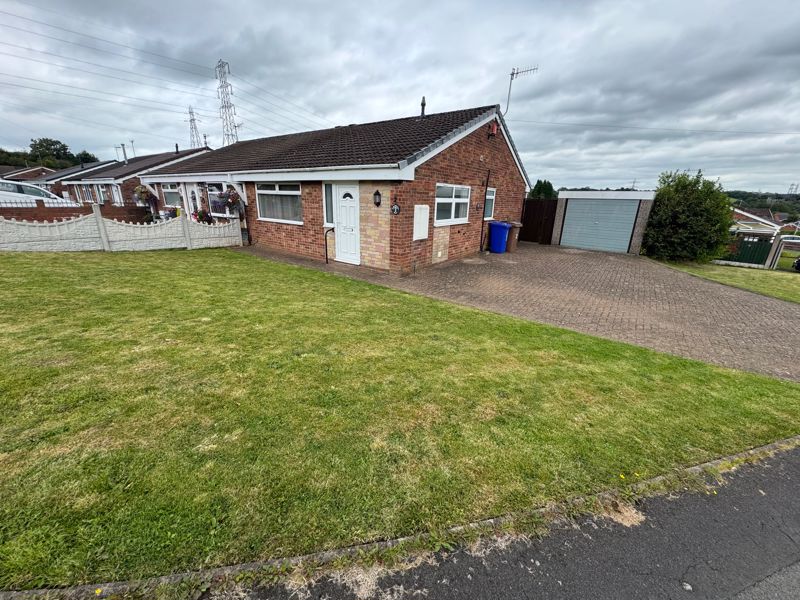 House Birchover Way in Stoke-on-Trent
