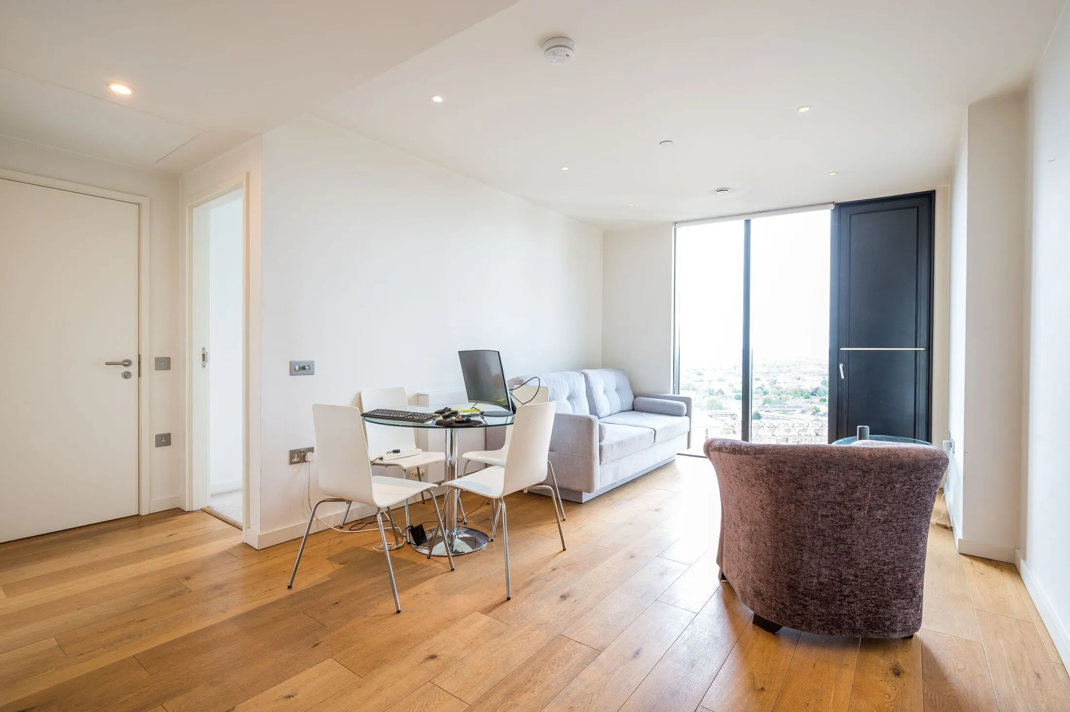 Flat Walworth Road in Greater London