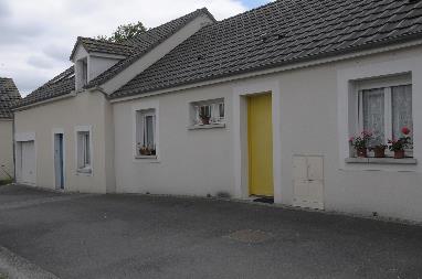 Maison Square Michel de Montalembert à Velles