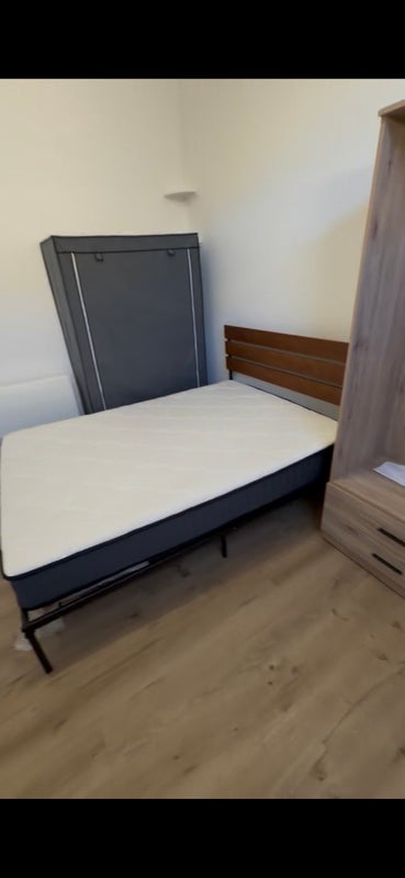 Room Caledonian Road in Greater London