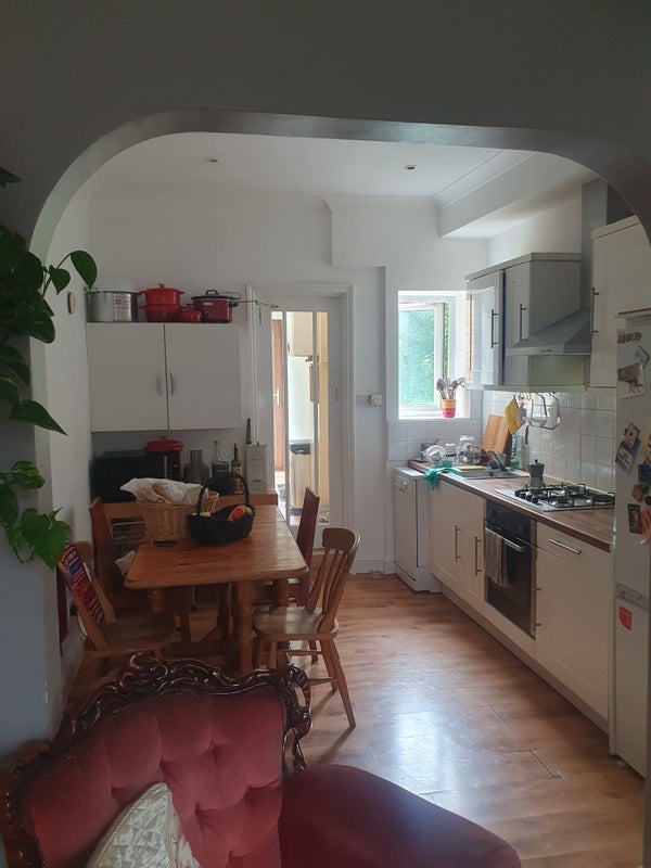 Room Malpas Road in Greater London