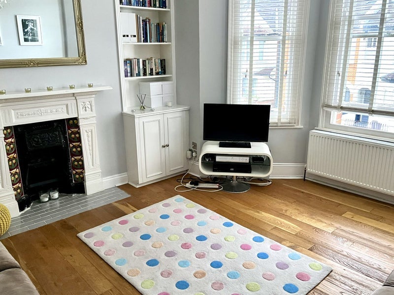 Room Marius Road in Greater London