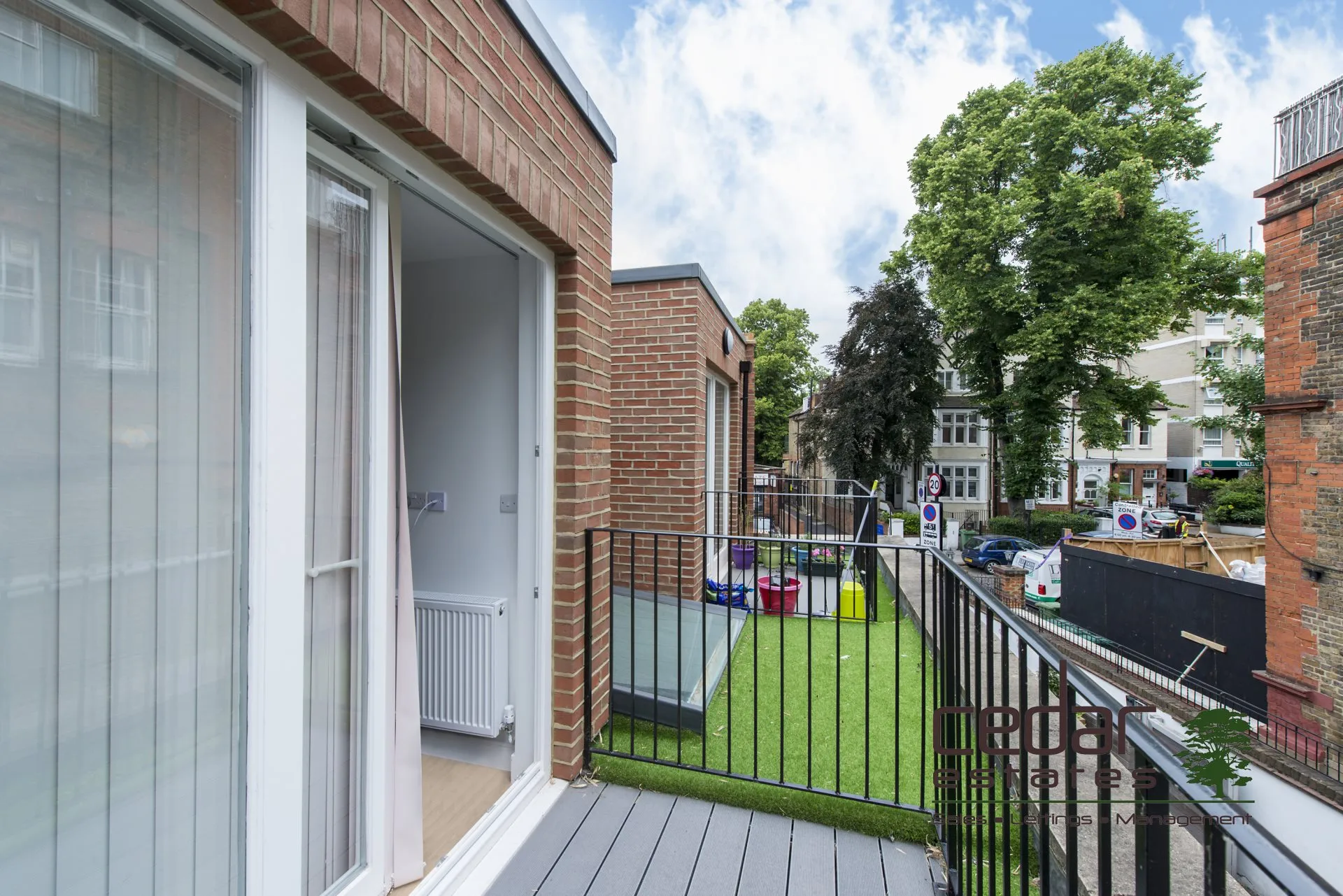 Flat Magdalen Mews in Greater London