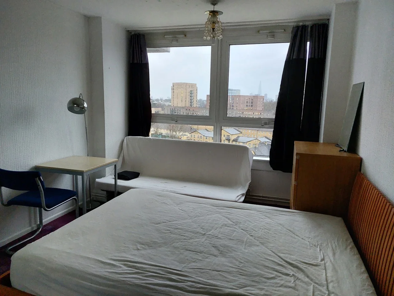 Room Carr Street in Greater London