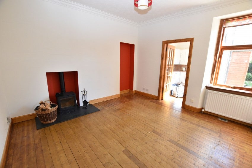 Flat Edward Road in Forres