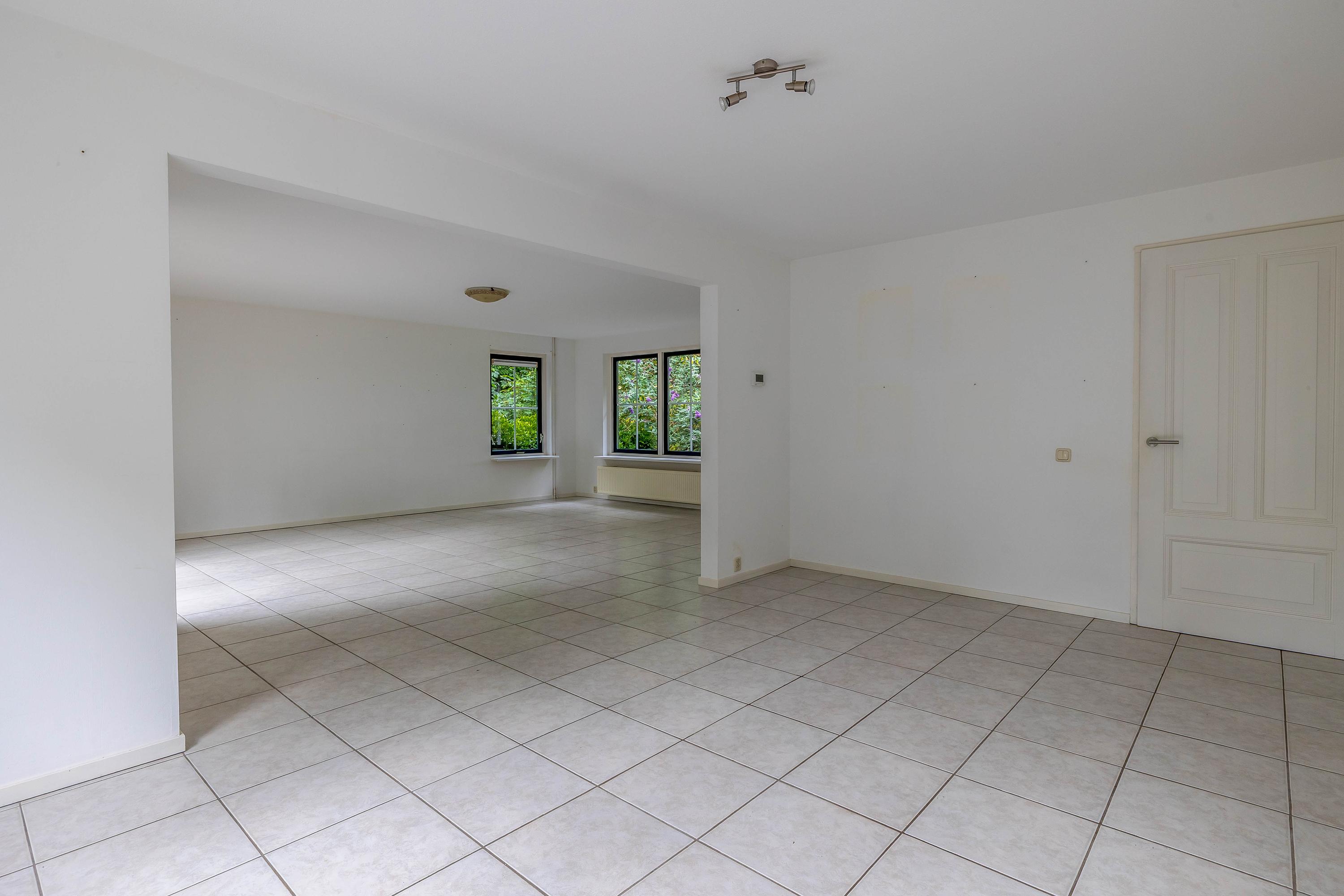 Vrijstaande woning te koop: Dorpsstraat 27, Vriescheloo