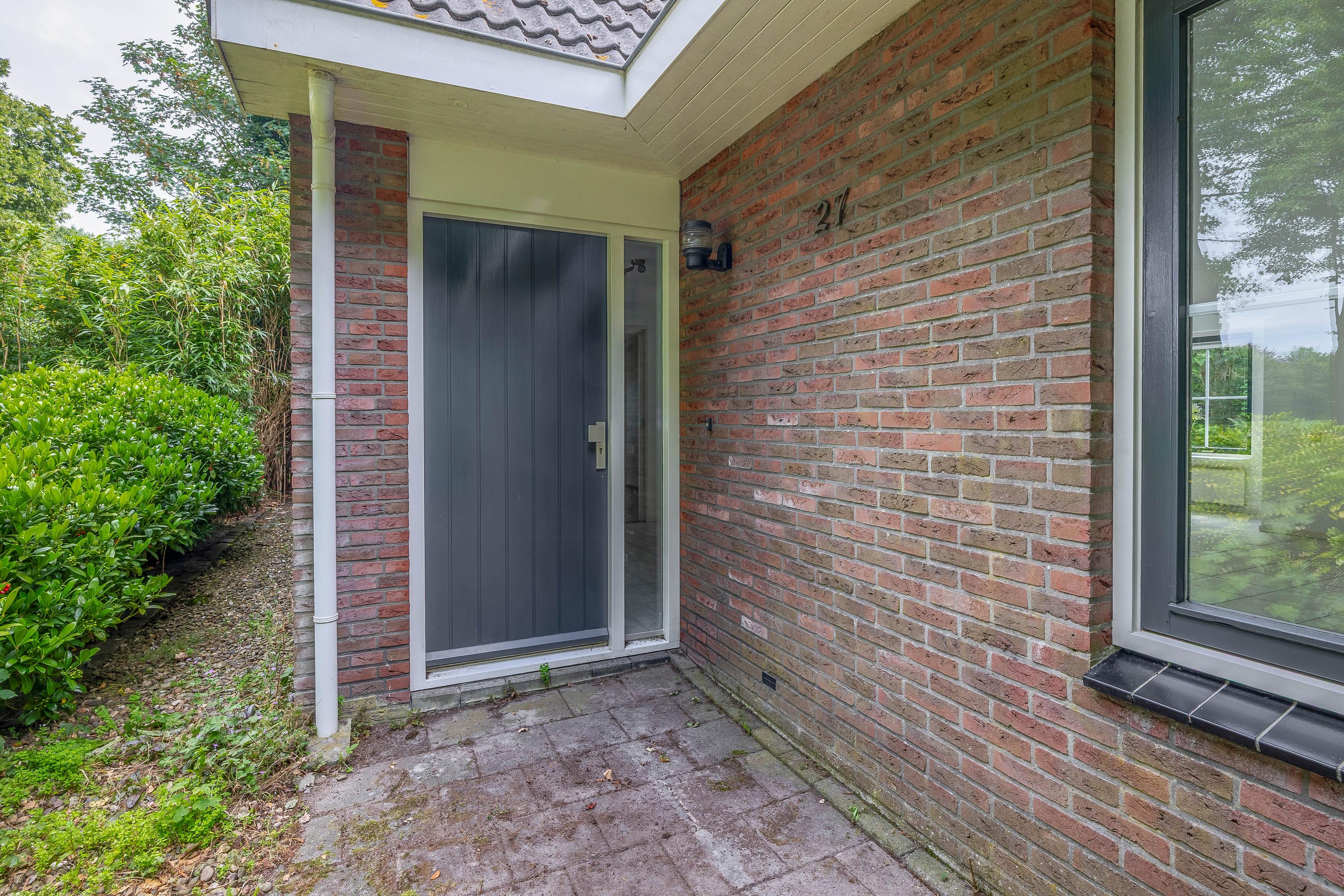Vrijstaande woning te koop: Dorpsstraat 27, Vriescheloo