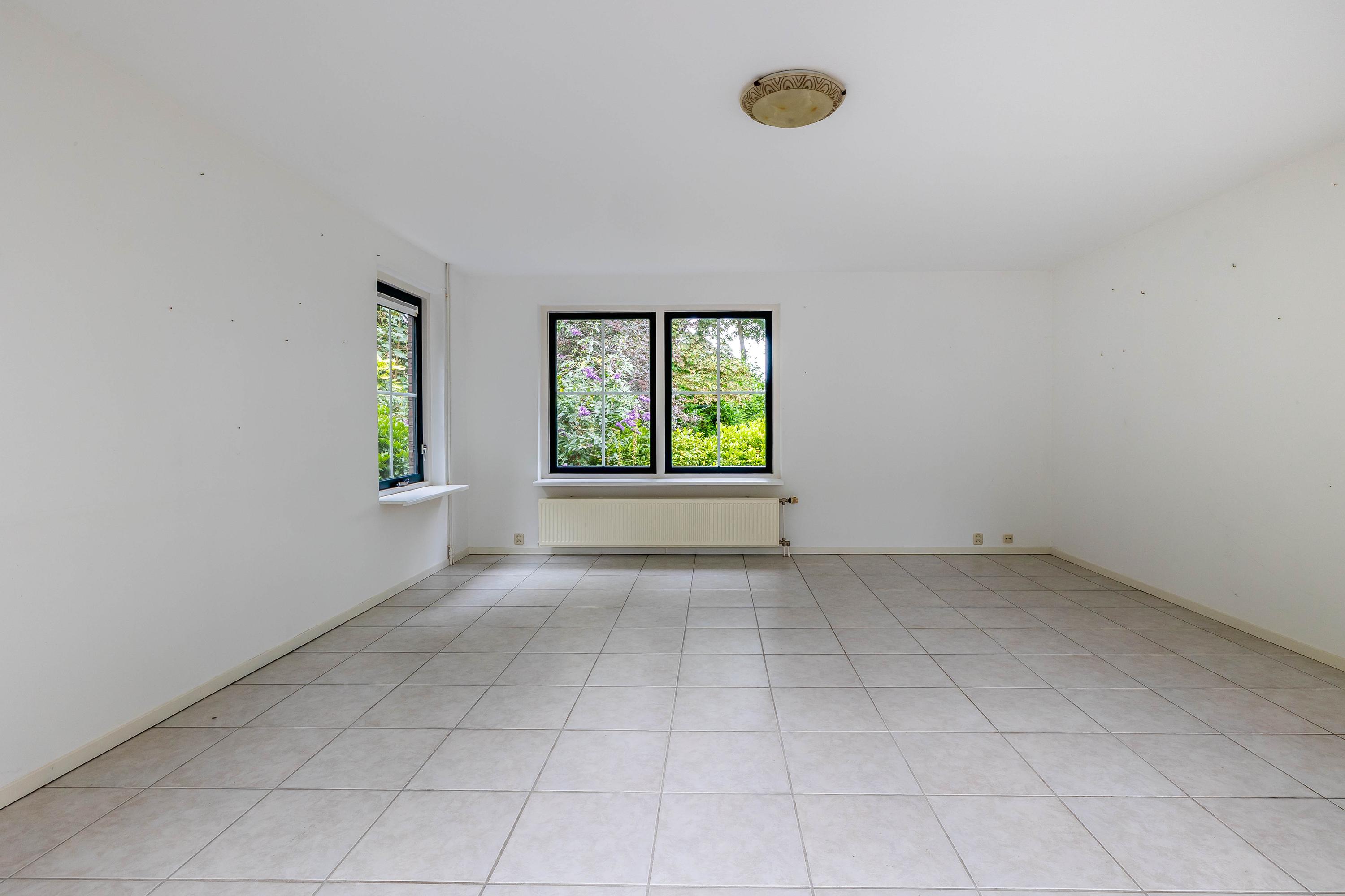 Vrijstaande woning te koop: Dorpsstraat 27, Vriescheloo