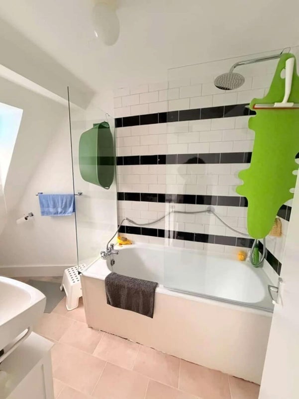 Flat Amhurst Road in Greater London