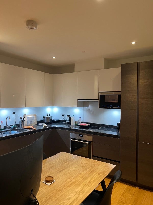 Room Glade Walk in Greater London