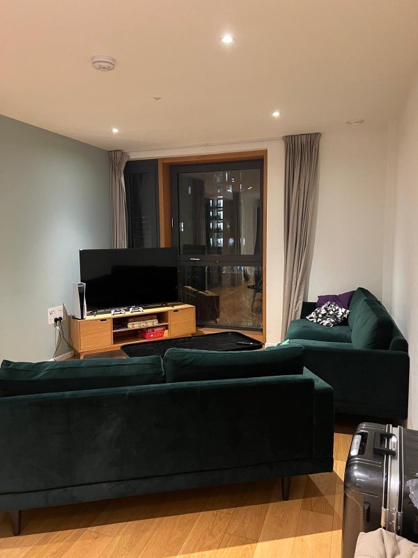 Room Glade Walk in Greater London