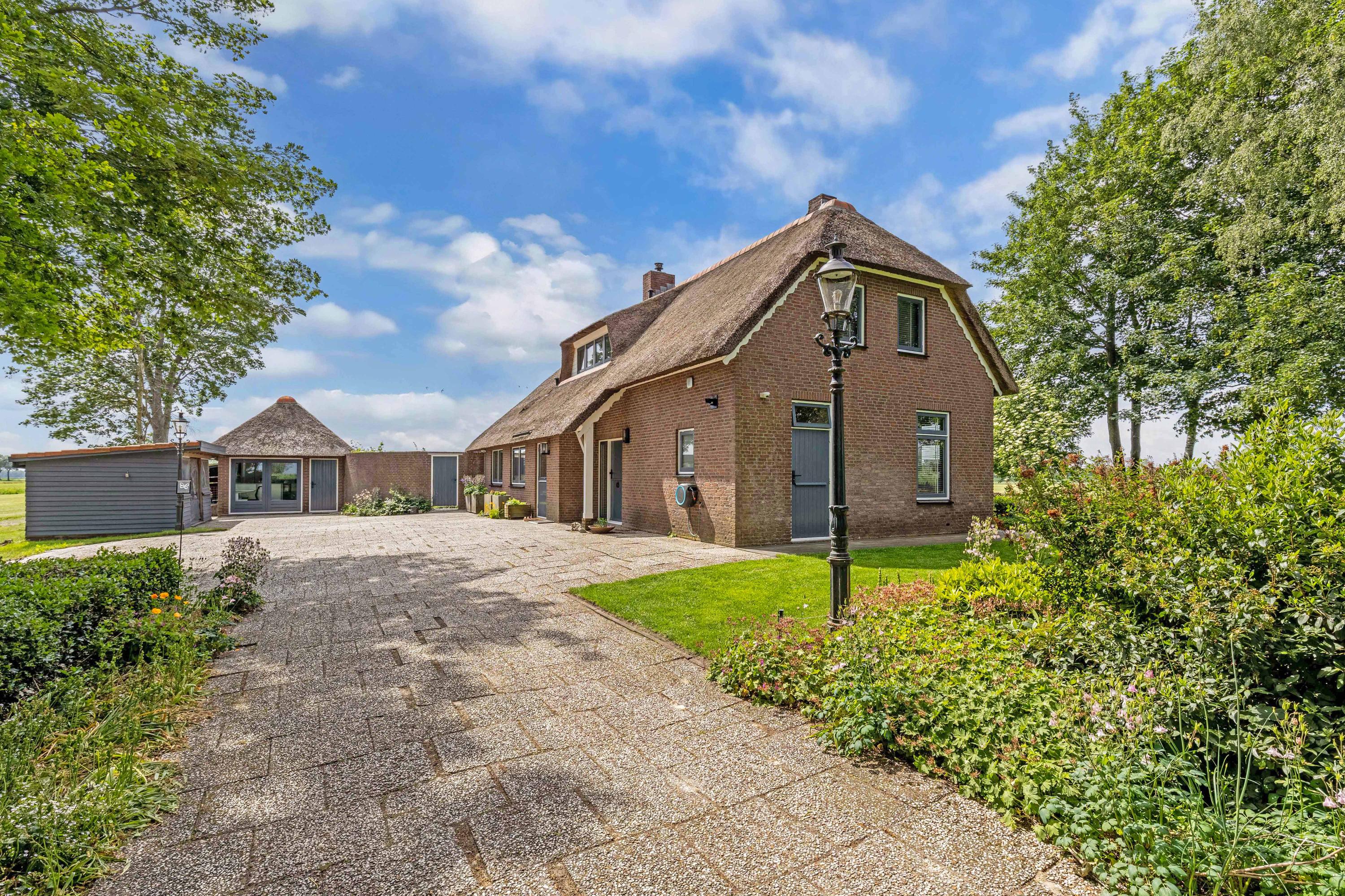 Vrijstaande woning te koop: Steenwijkerdiep-Zuid 11, Scheerwolde