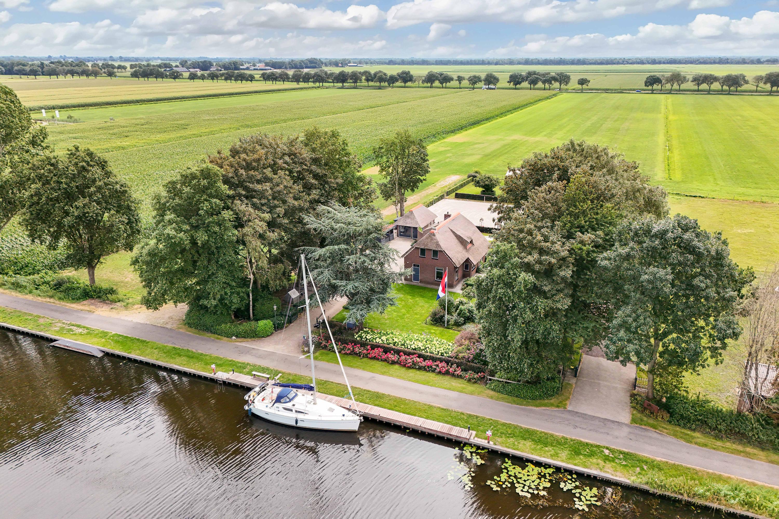 Huis Steenwijkerdiep-Zuid 11 in Scheerwolde