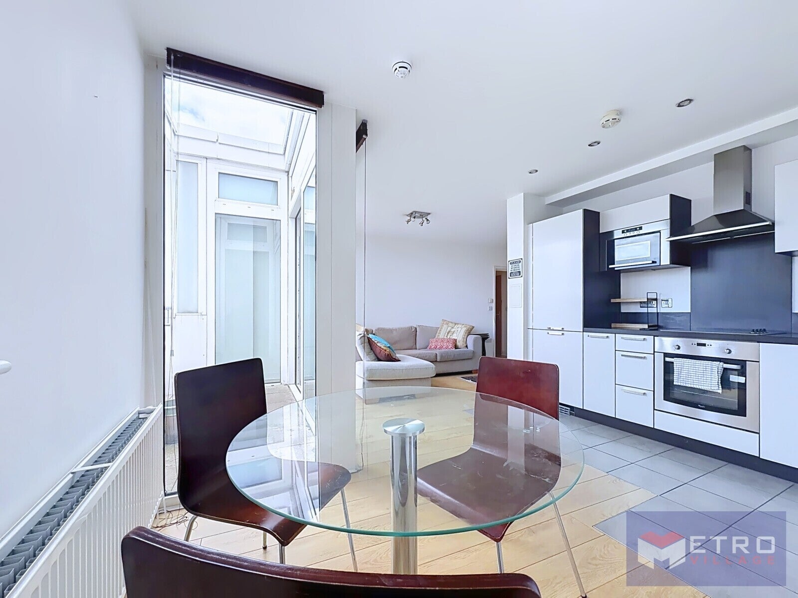 Flat Surrey Quays Road in Greater London