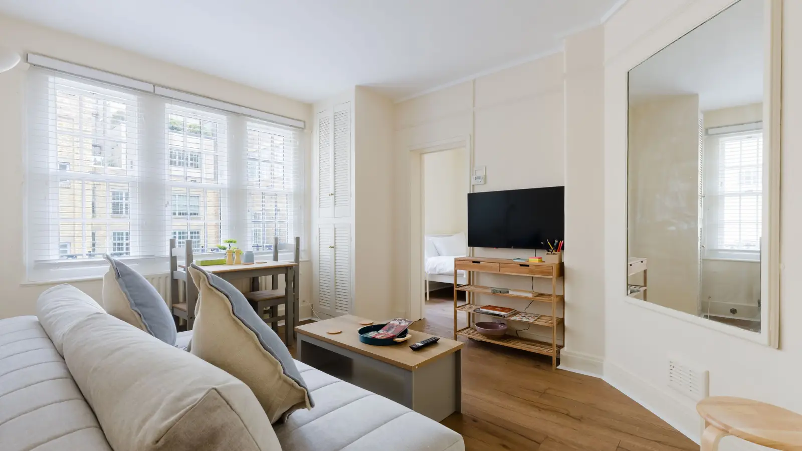 Flat Marshall Street in City of Westminster