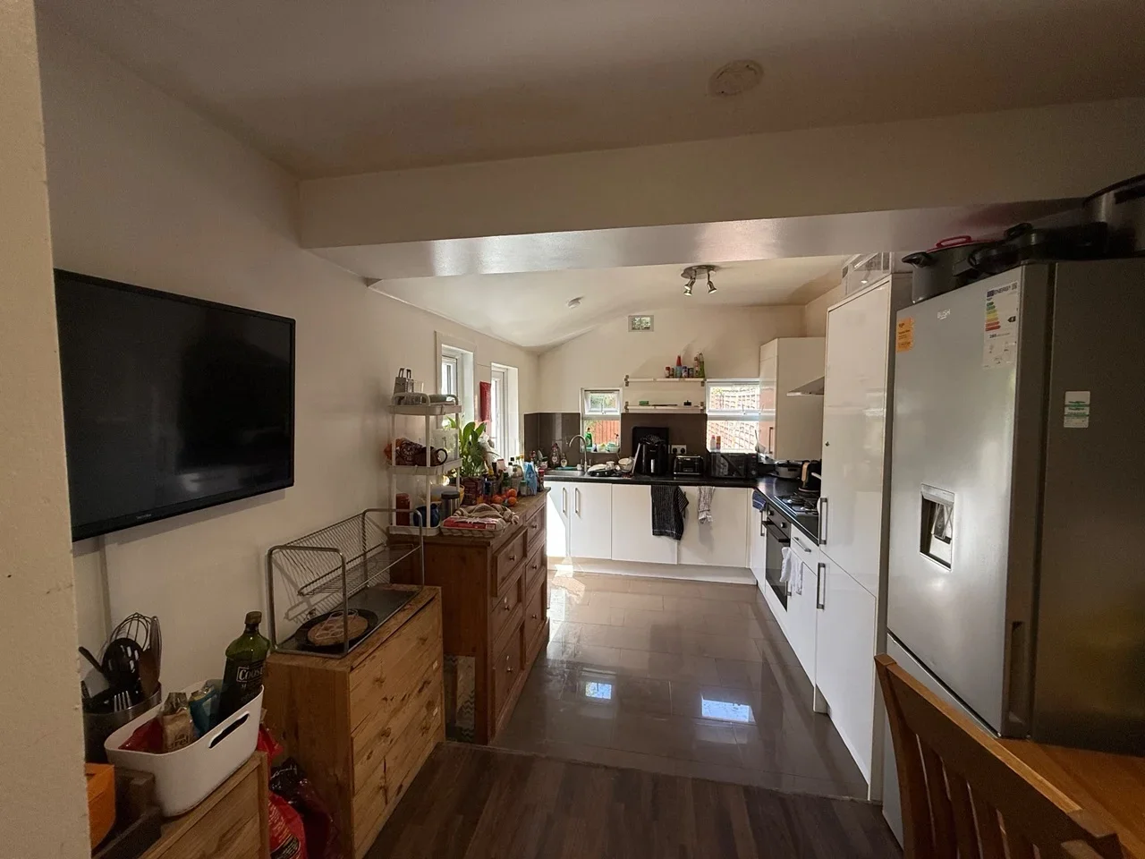 Room Lynton Road in Greater London
