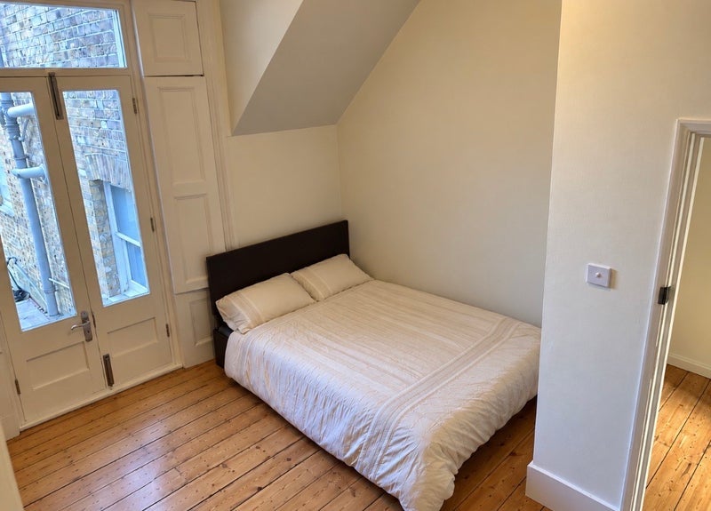 Room Brooke Road in Greater London