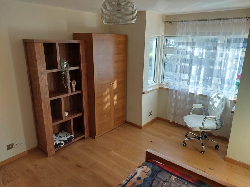 Room Church Lane in Greater London