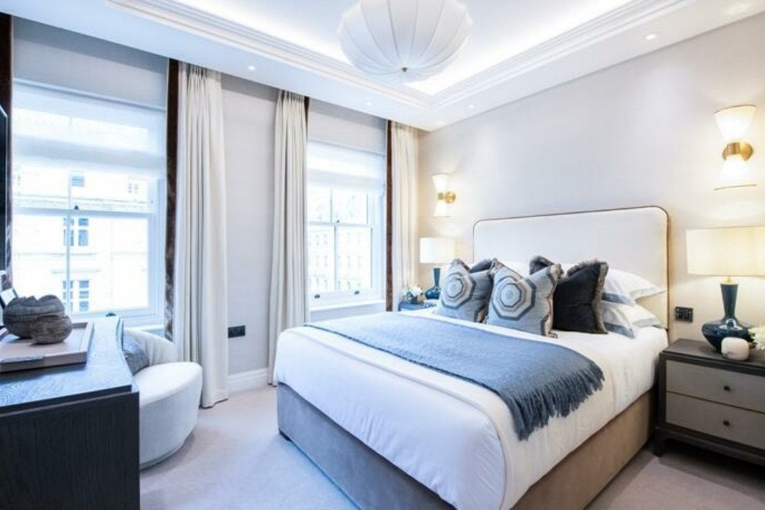 Flat Prince of Wales Terrace in Greater London