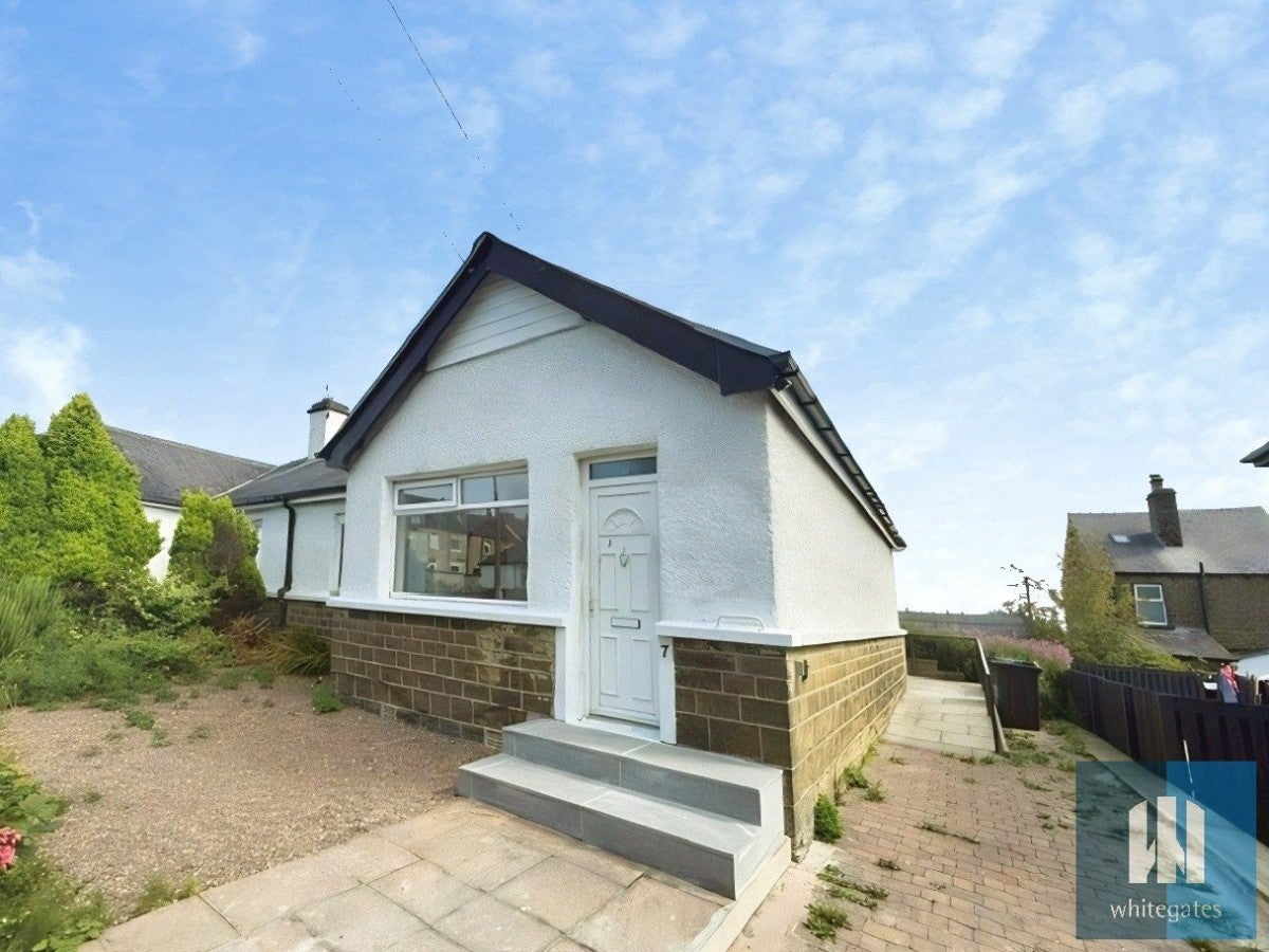 House Dalmeny Close in Kirklees