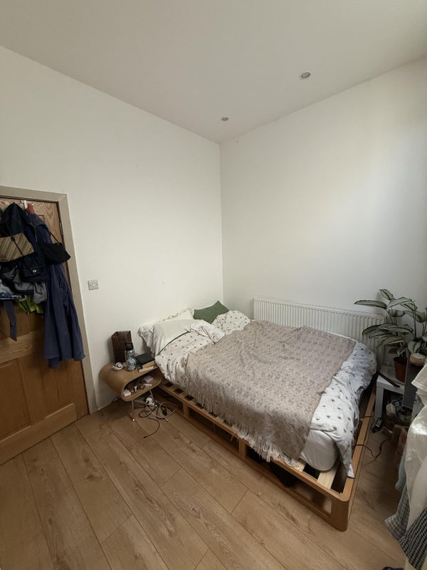 House Evering Road in Greater London