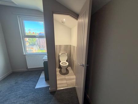 Room Smithfield Road in Wrexham