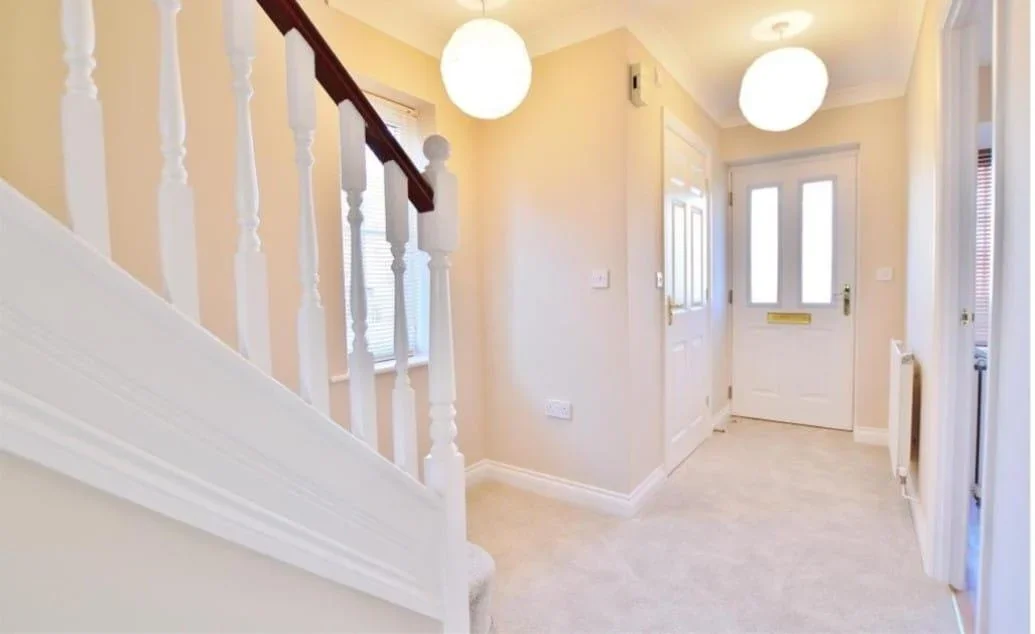 House Broomfield Gate in Slough