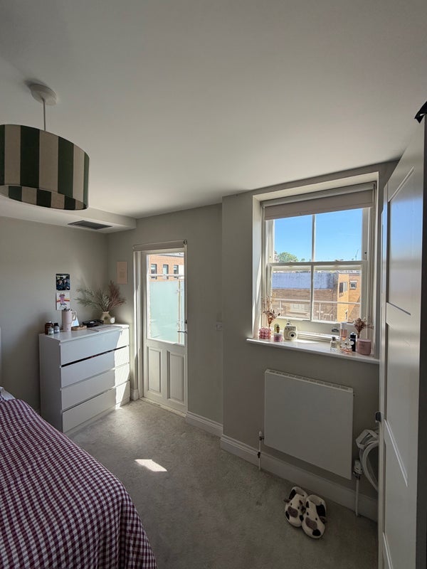 Room Putney High Street in Greater London