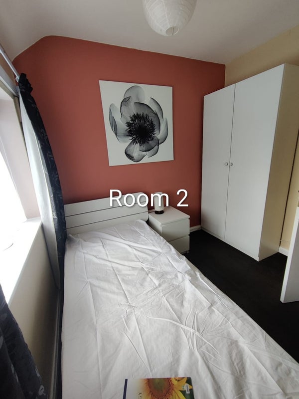 Room Roche Avenue in York