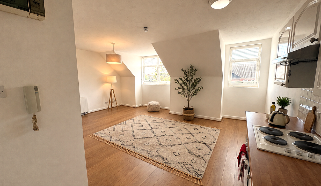 Flat Hinckley Road in Leicester