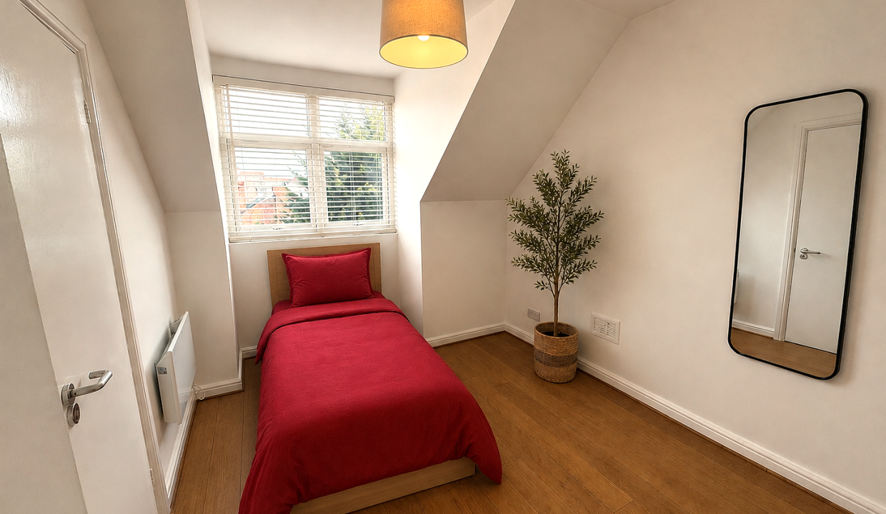 Flat Hinckley Road in Leicester