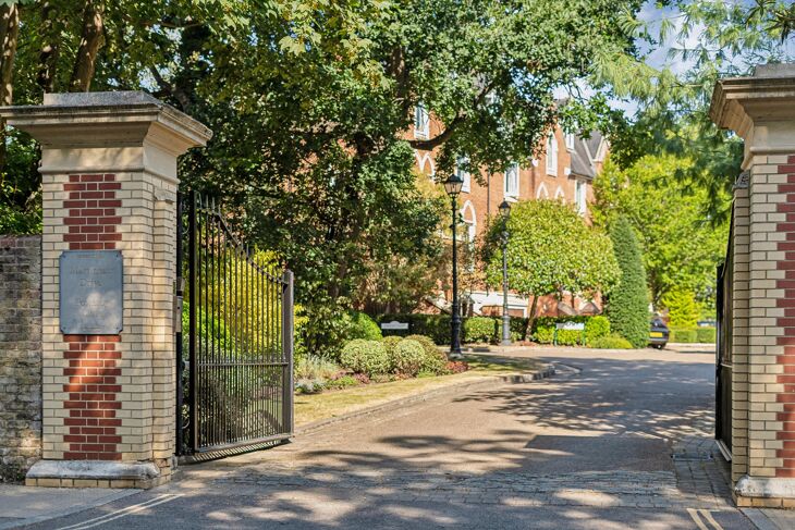 House Martineau Drive in Greater London