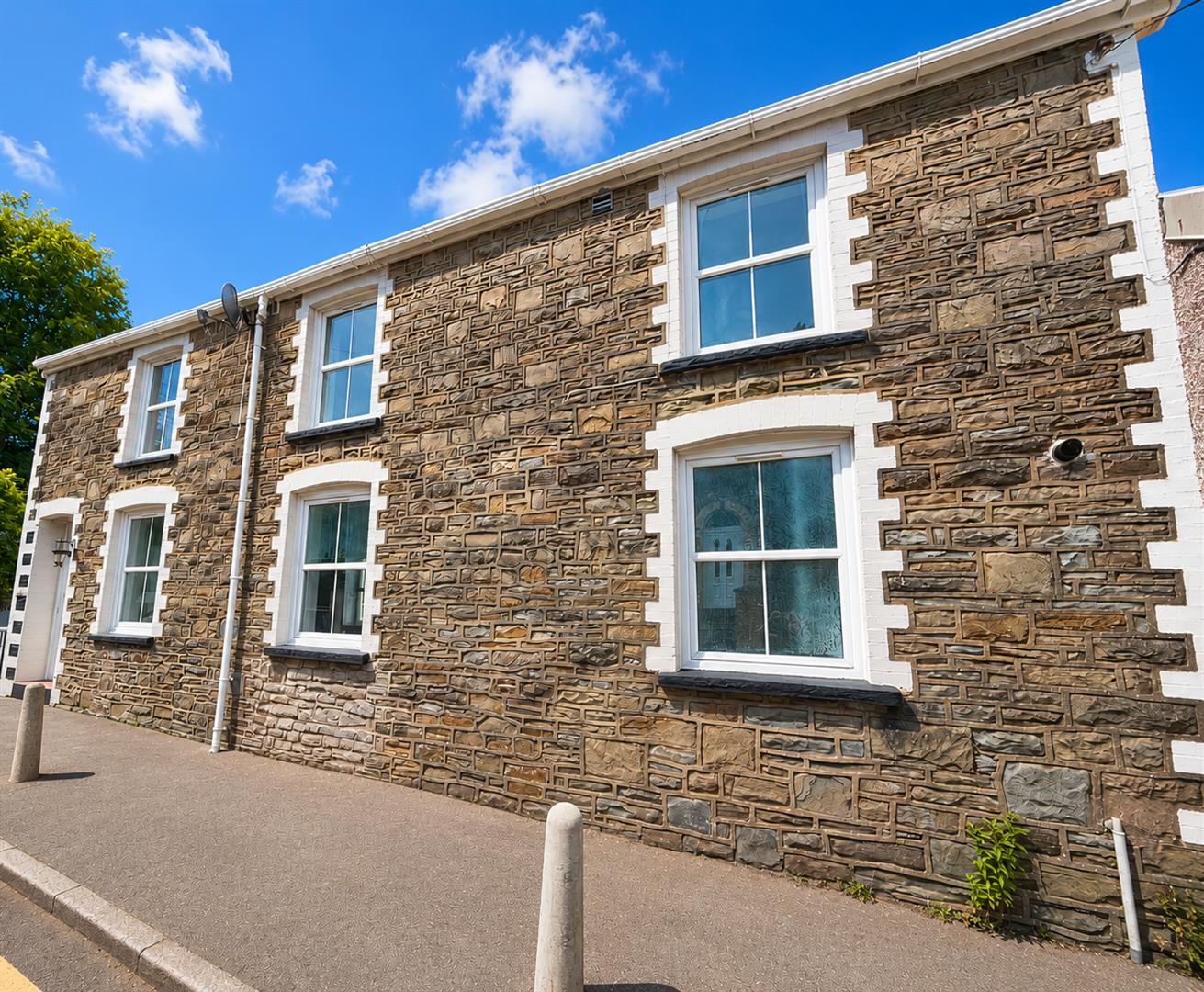 House Park Place in Abertillery
