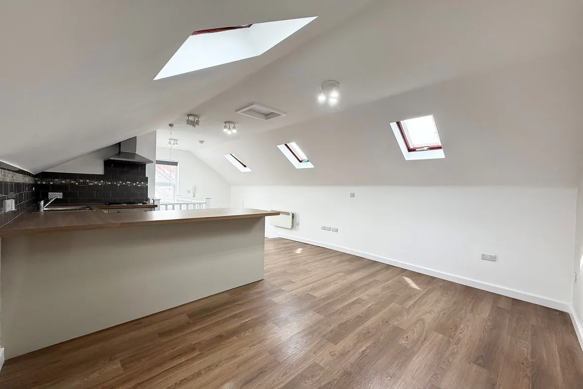 Flat Wharncliffe Road in Charnwood