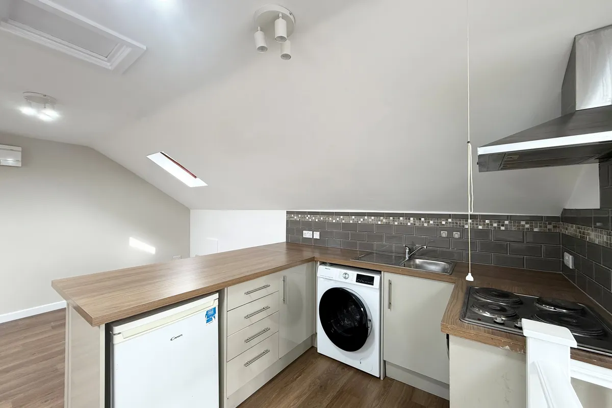 Flat Wharncliffe Road in Charnwood