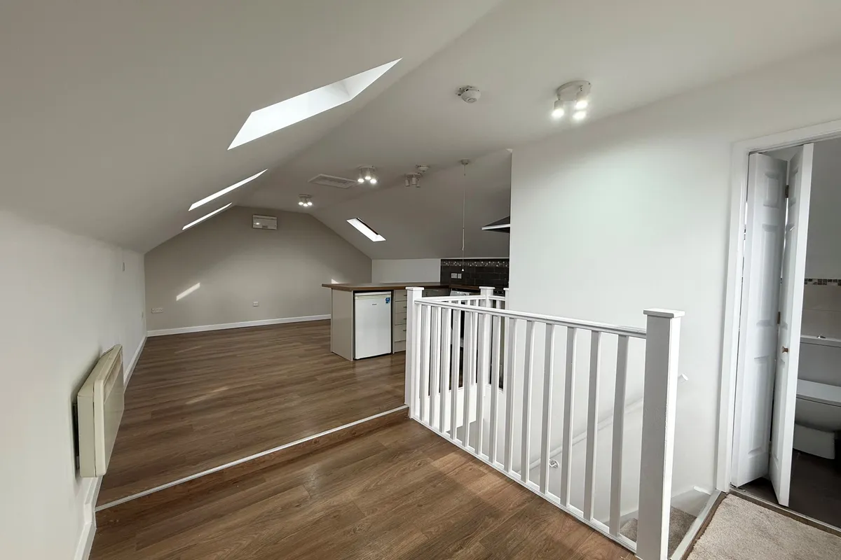 Flat Wharncliffe Road in Charnwood