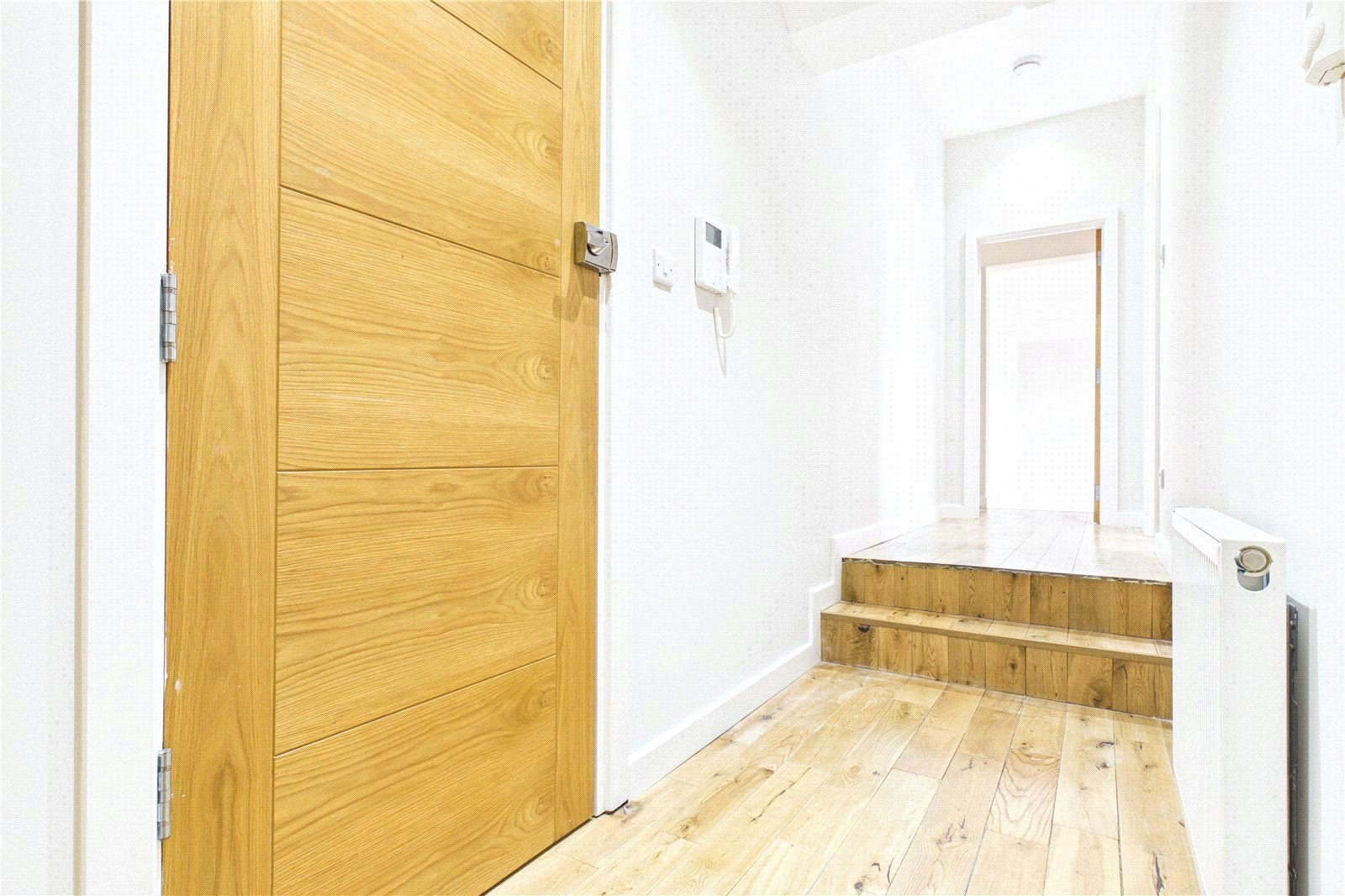 Flat Whitchurch Road in Reading