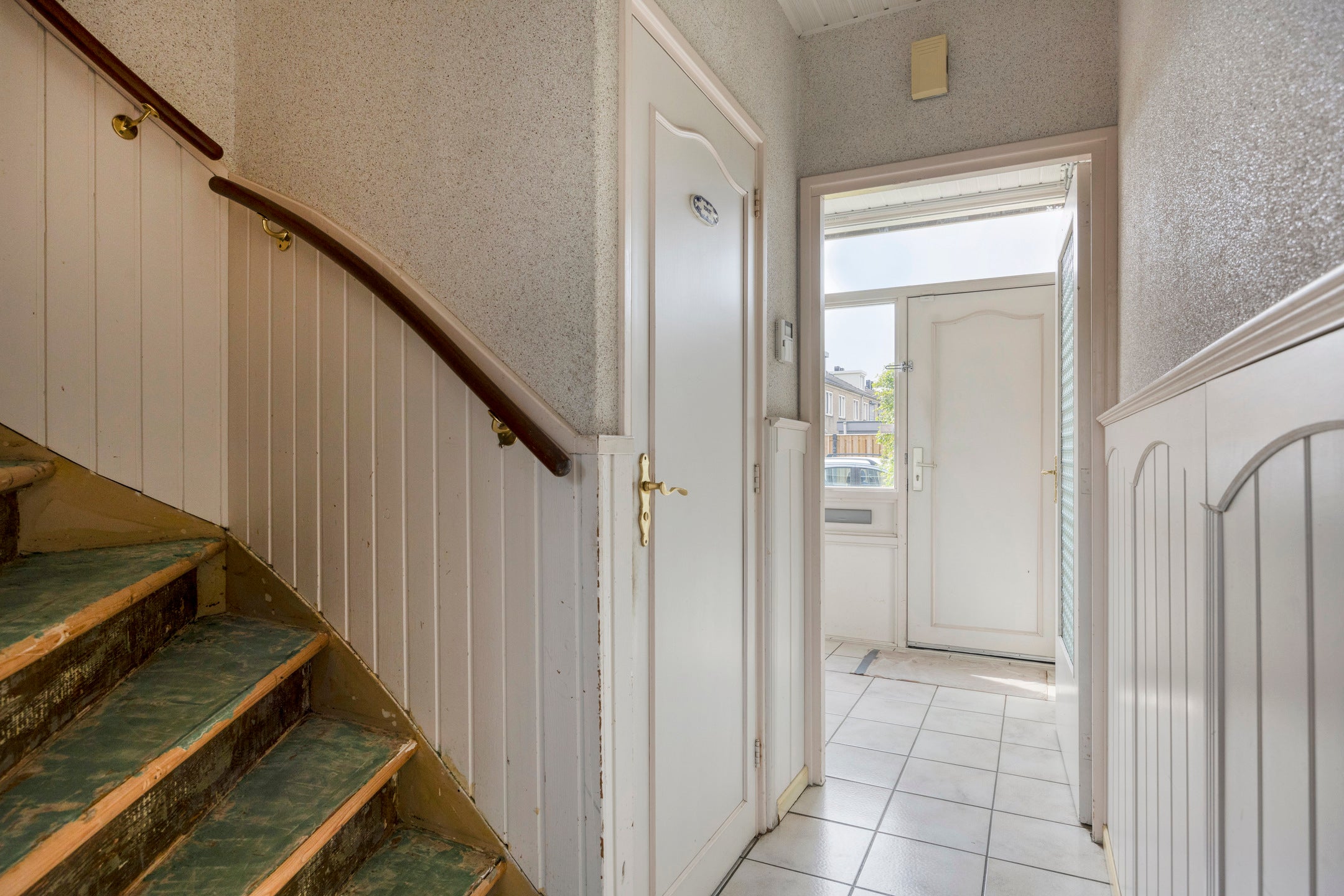 Tussenwoning te koop: Broekemastraat 55, Nieuw-Vennep