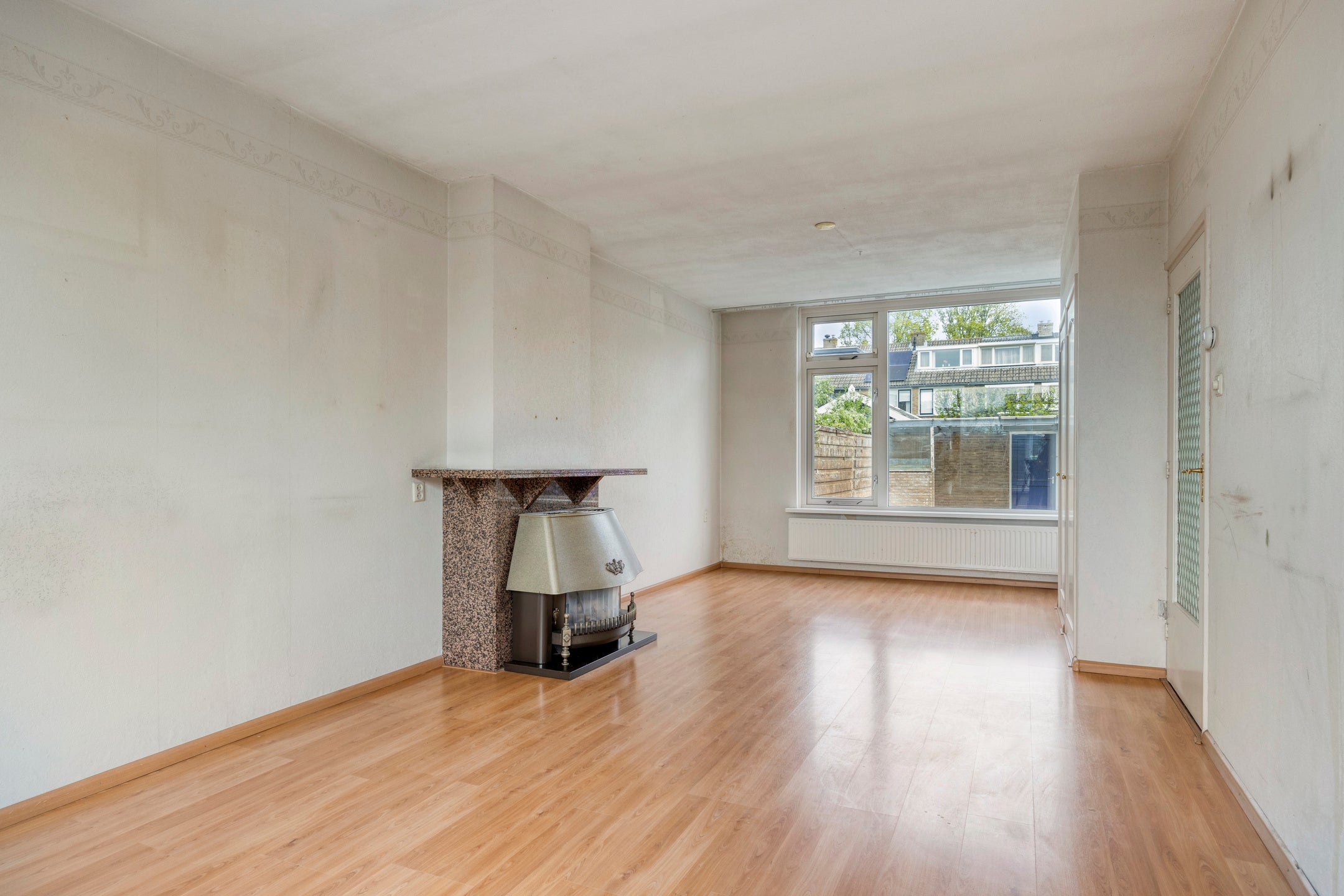 Tussenwoning te koop: Broekemastraat 55, Nieuw-Vennep