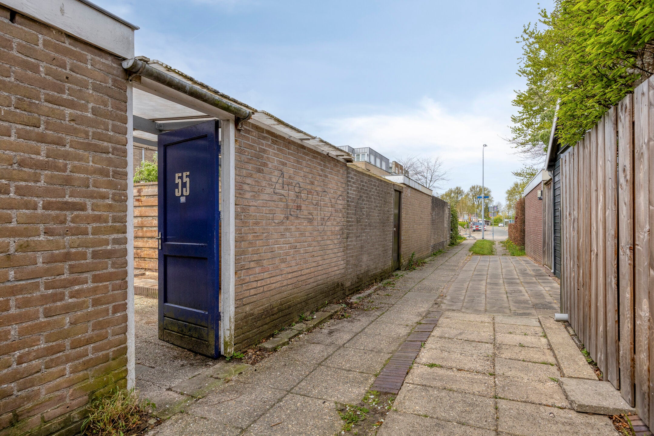 Tussenwoning te koop: Broekemastraat 55, Nieuw-Vennep