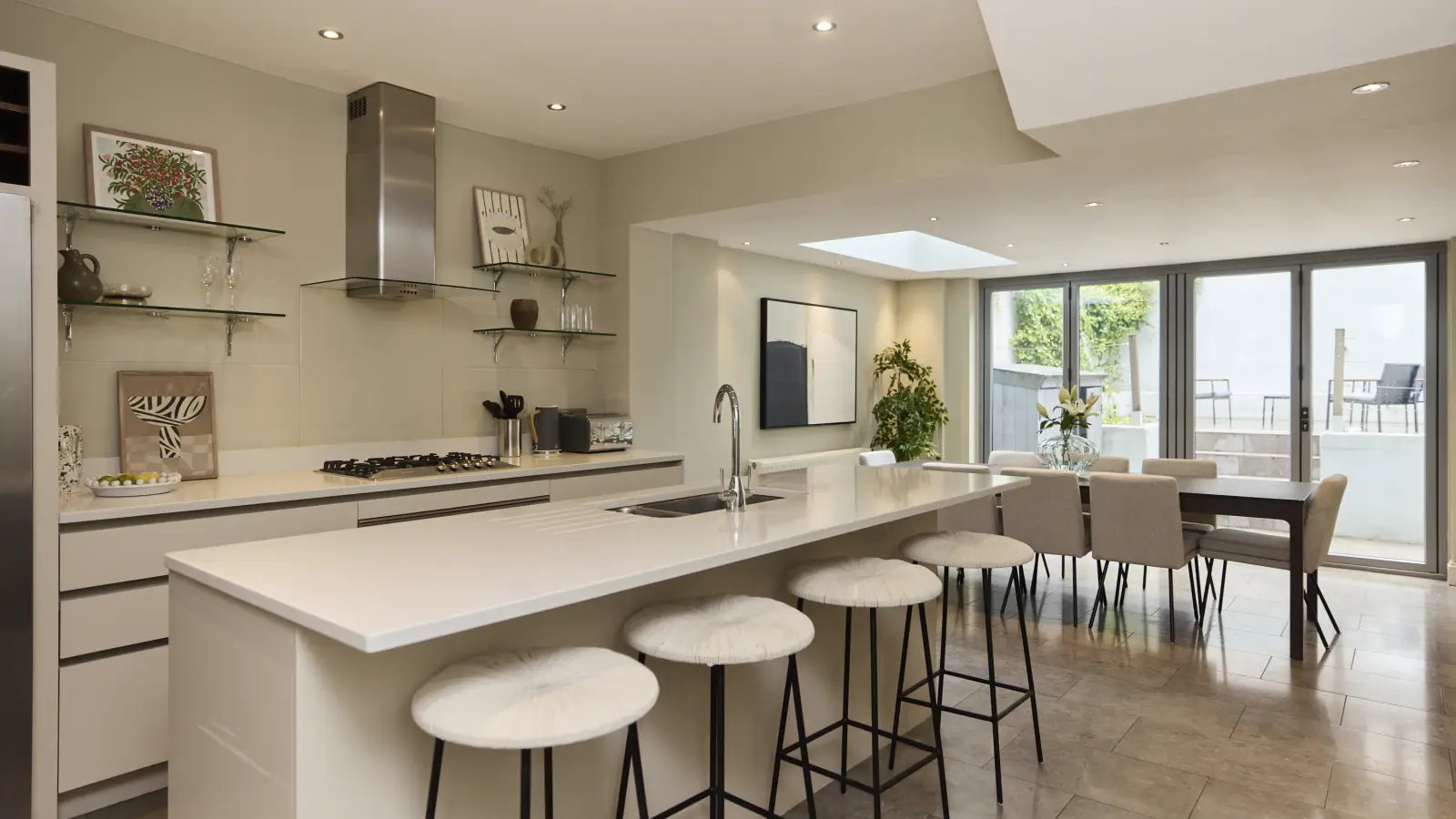 Flat Gertrude Street in Greater London